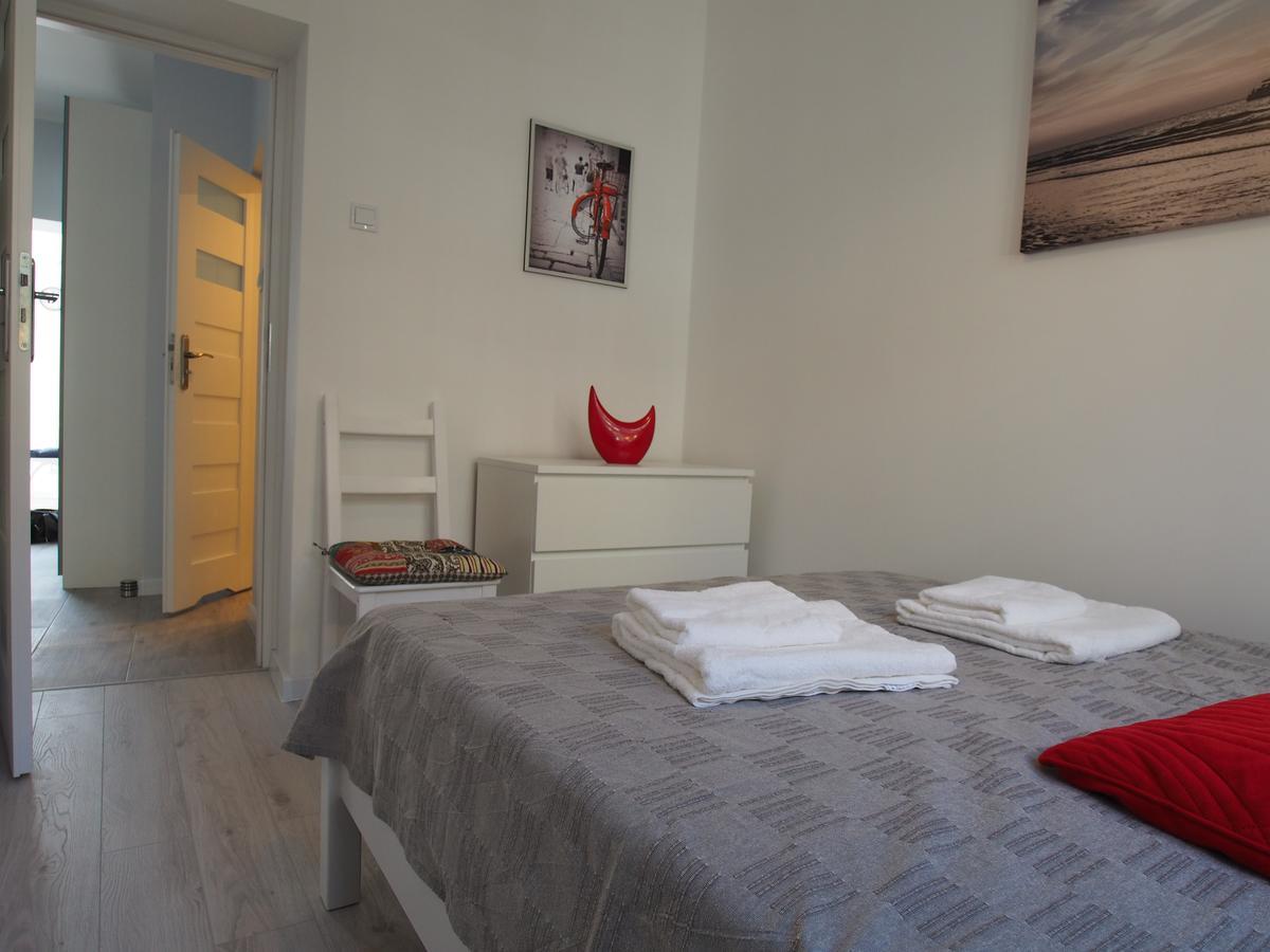 Grand Tourist Gemini II Apartment กดัญสก์ ภายนอก รูปภาพ