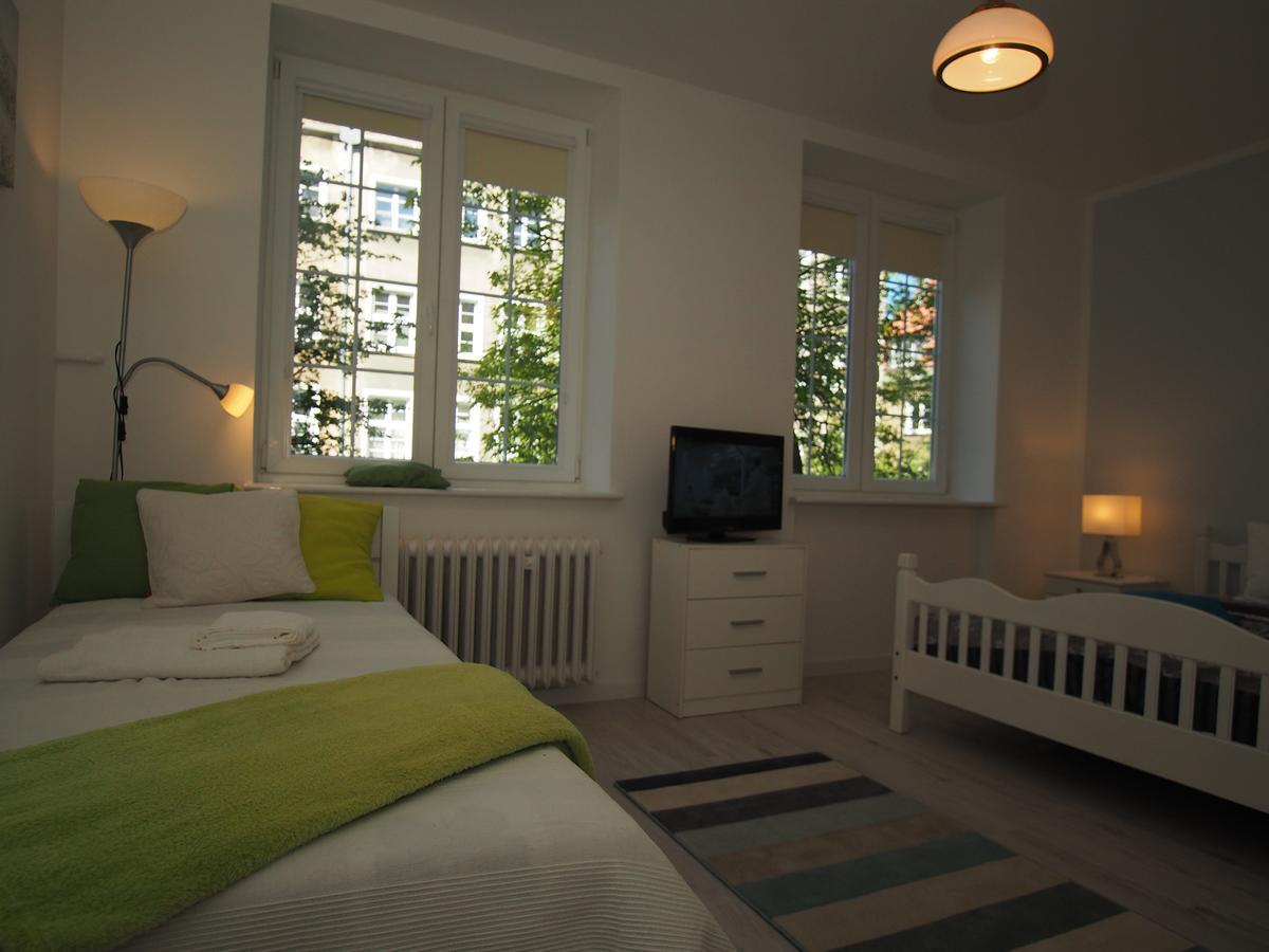 Grand Tourist Gemini II Apartment กดัญสก์ ภายนอก รูปภาพ