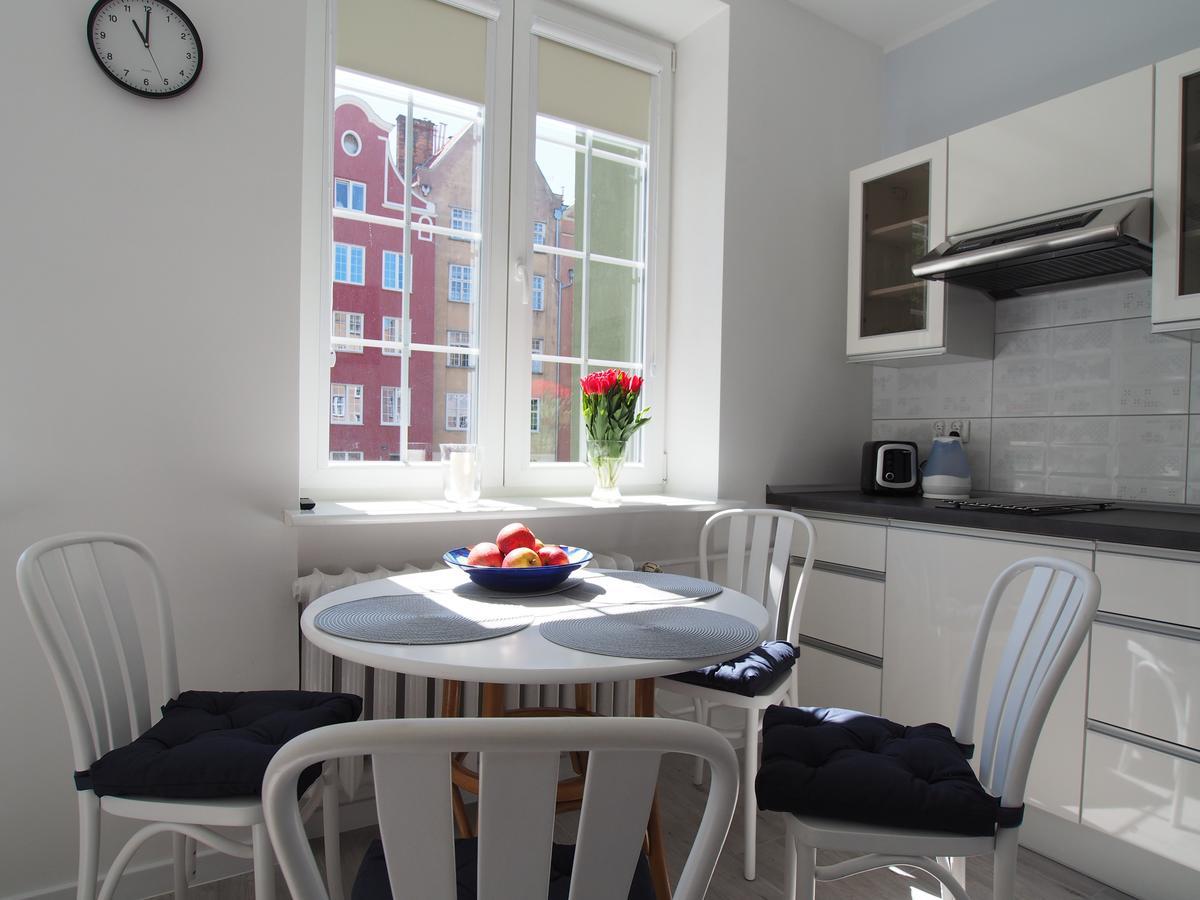 Grand Tourist Gemini II Apartment กดัญสก์ ภายนอก รูปภาพ