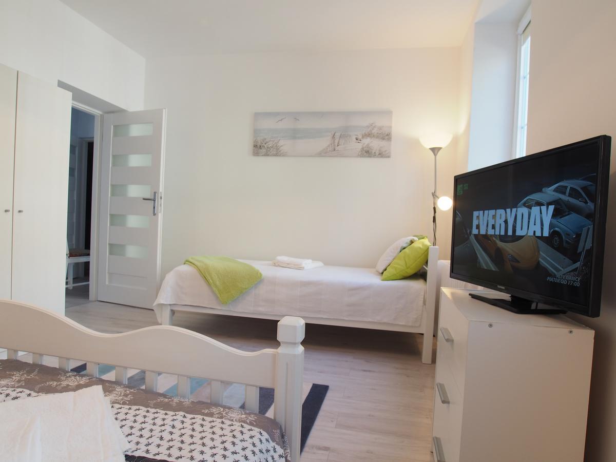 Grand Tourist Gemini II Apartment กดัญสก์ ภายนอก รูปภาพ